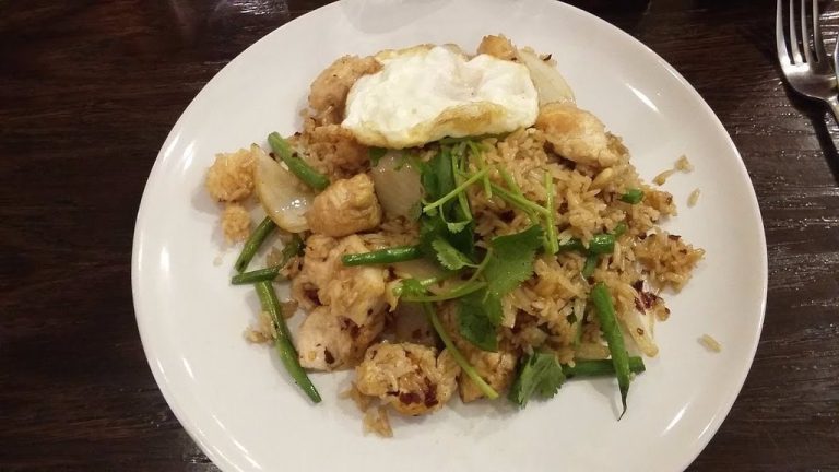arroz salteado con pollo 1 768x432