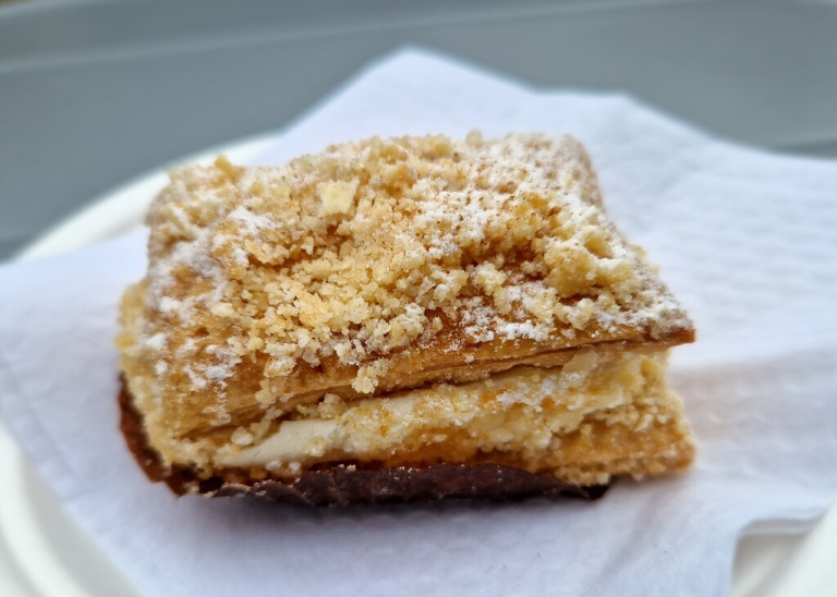 artoplasia greek bakery