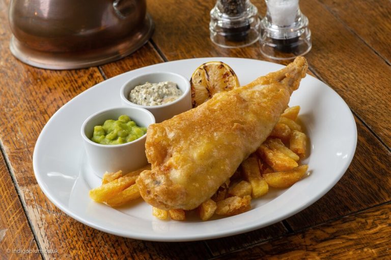 battered fish chips with 1 768x512