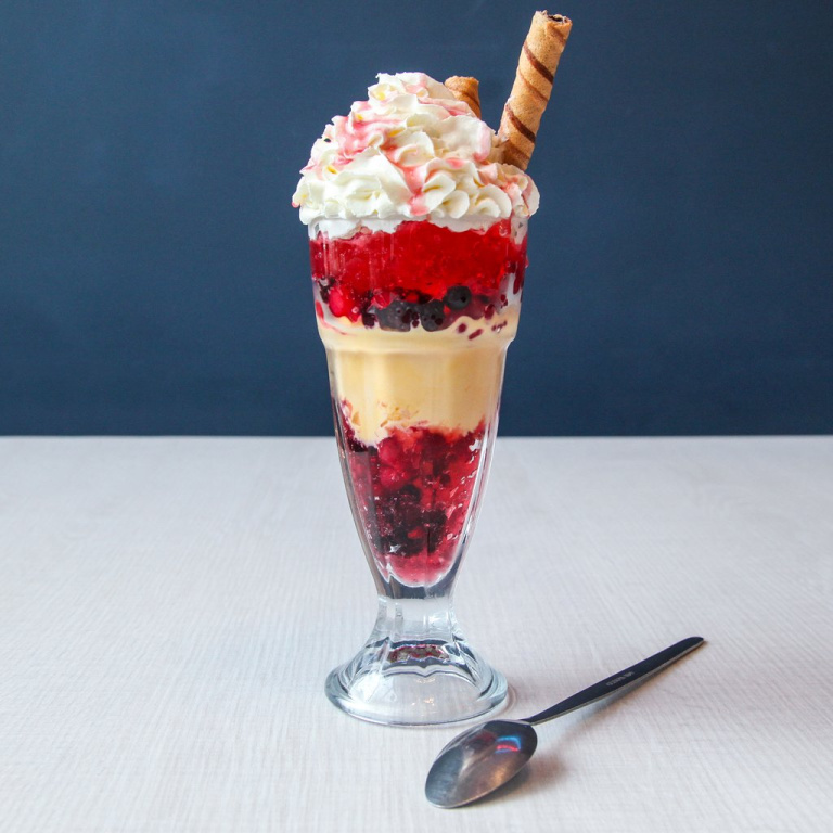 burger cocktails 4 1 768x768