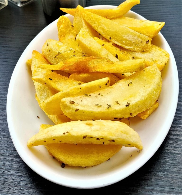 delicious chips 1 768x826
