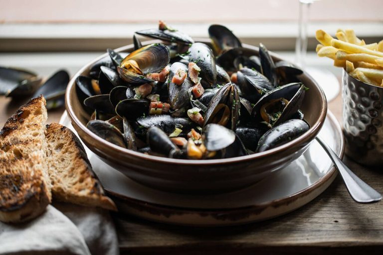 fowey mussles leeks smoked 1 768x512