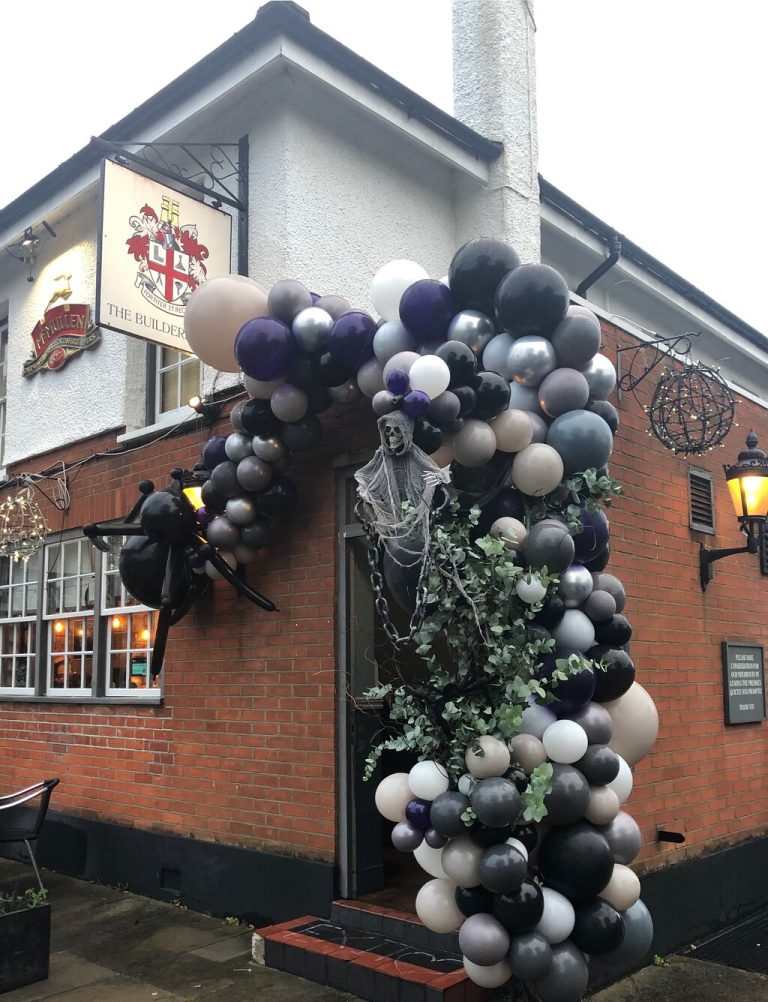 halloween decor 1 768x1002