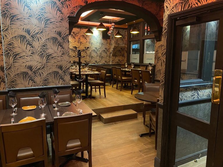 inside of the restaurant 10 768x576