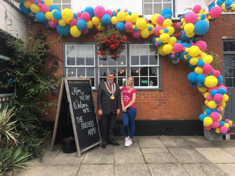 kim at the builders gets 1 768x576