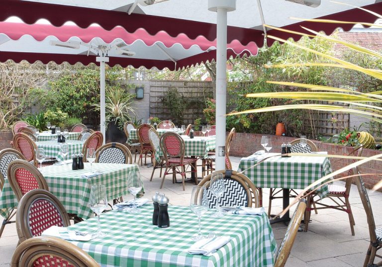 our garden perfect for 1 768x537