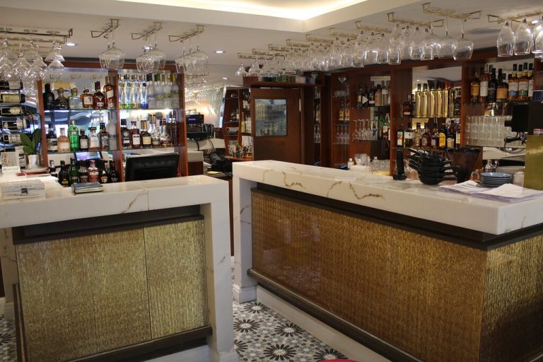 the bar 2 768x512