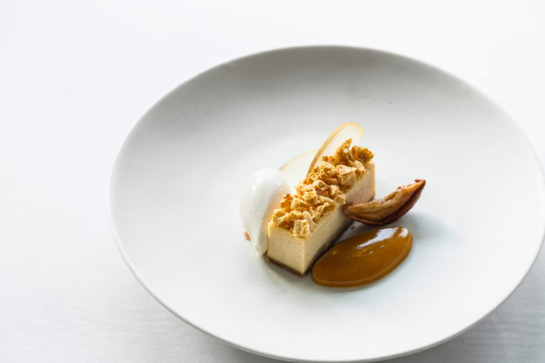 tunworth cheesecake honeycomb 1 768x512