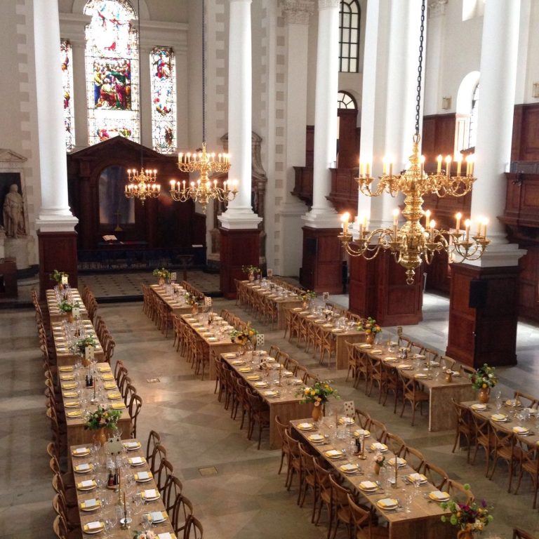 Wedding   Nave Rustic Style eguyf1 768x768