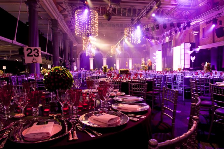 d2d70135 8800 4475 b7bf 41758f5cee3d dinner 02 768x511