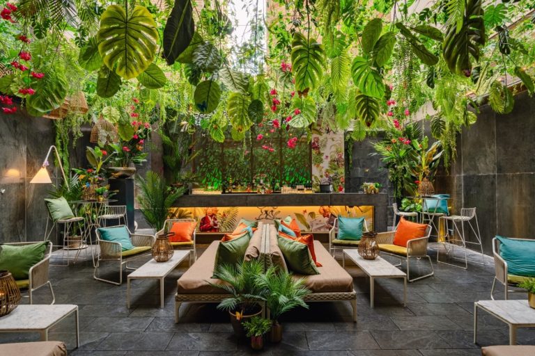 eb692b0e b76d 4ac2 818e f4104b6a044d 768x512