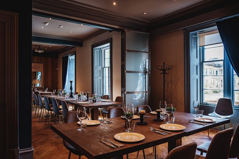 0108 Urbanist Commercial21 5369sml 768x512