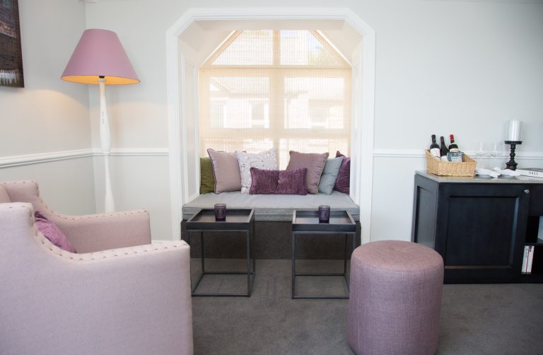 016A0341 copy ukn1cm 768x502