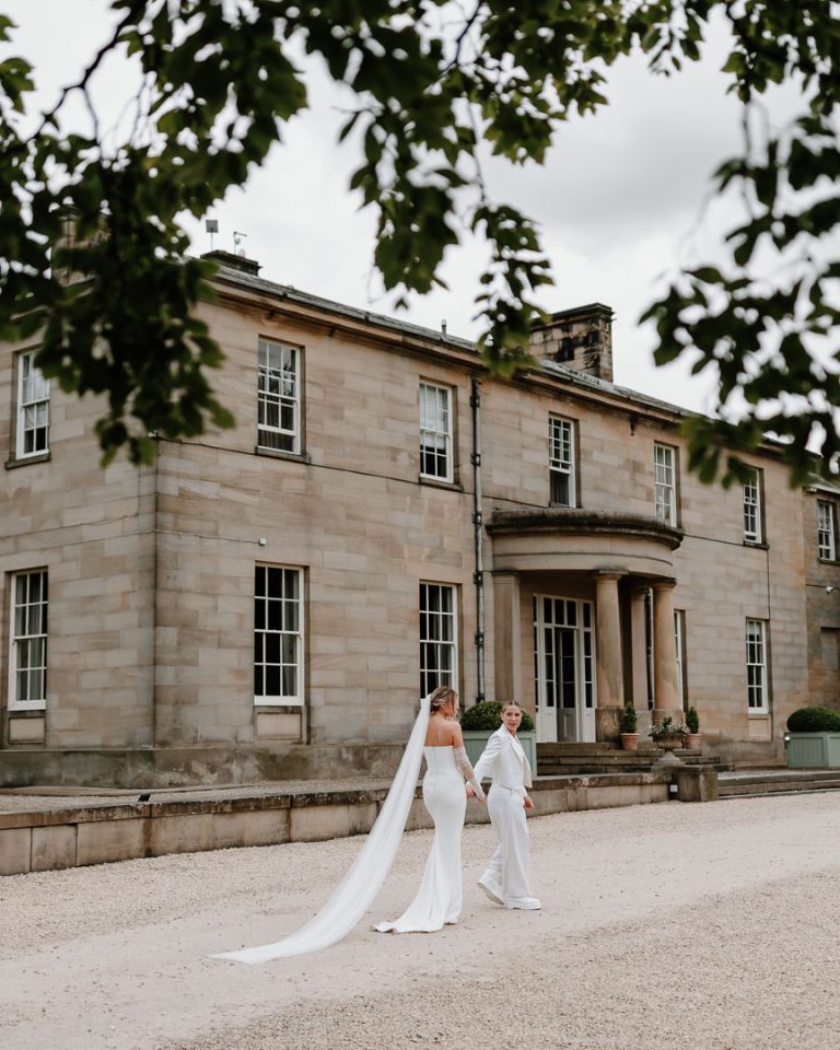 06 14 24 Emilia and Lucy Spraggan Smith Saltmarshe Hall Sarah Beth Photo 397 2 768x960