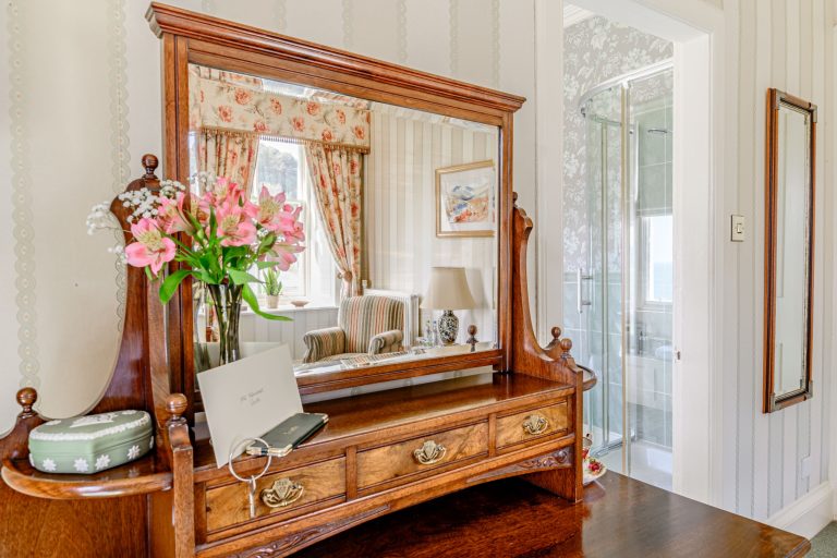 068743ad 1f28 4d91 b10a 012a61a0bef0 768x512