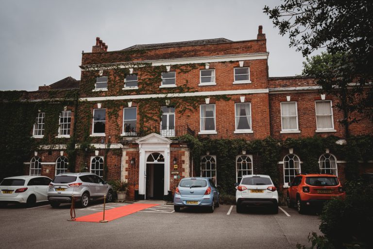 0726c03c b2a0 4e66 ba26 e84b7abd18a9 768x512