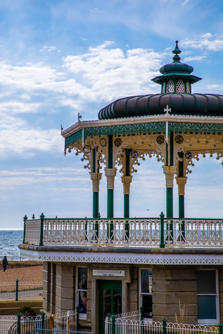 072d2078 bb67 4e04 80cb e9689cf1056f 768x1152