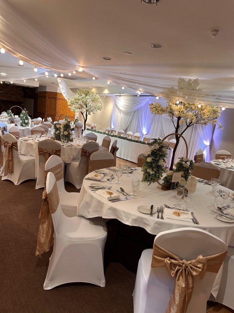 083a21b9 55c1 4377 ab7a ab65e861778d 768x1024