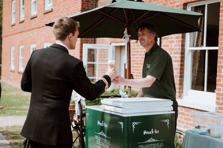 0923043d afd8 4965 955a 0d69e3aa89d6 768x511