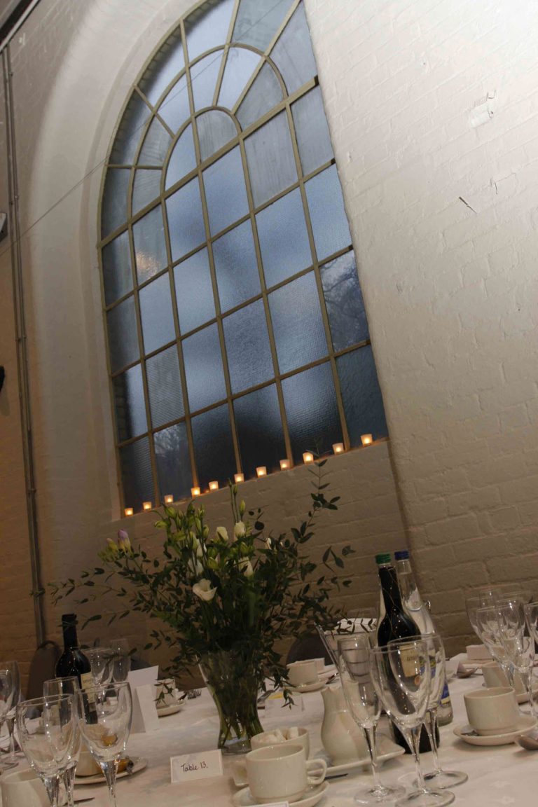 09d87e56 0c99 4f9a a9ae 180f54d5910b Engine Shop window 768x1152