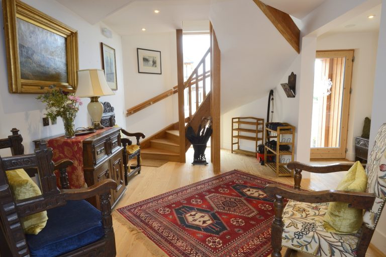 0cf3e9d8 a95f 4735 a93f b92388cac9ed 768x511