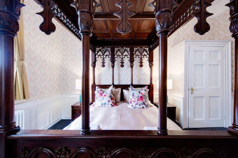 0e9409d8 6b73 4eeb 8369 2a96cb5c9363 768x512