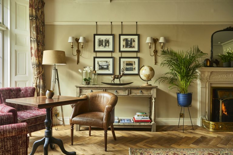 0jep2487 11112023045254 768x512