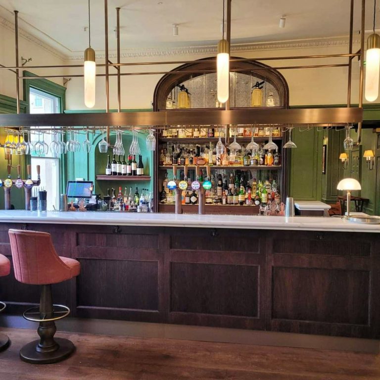 1000030585 30052024014859 768x768