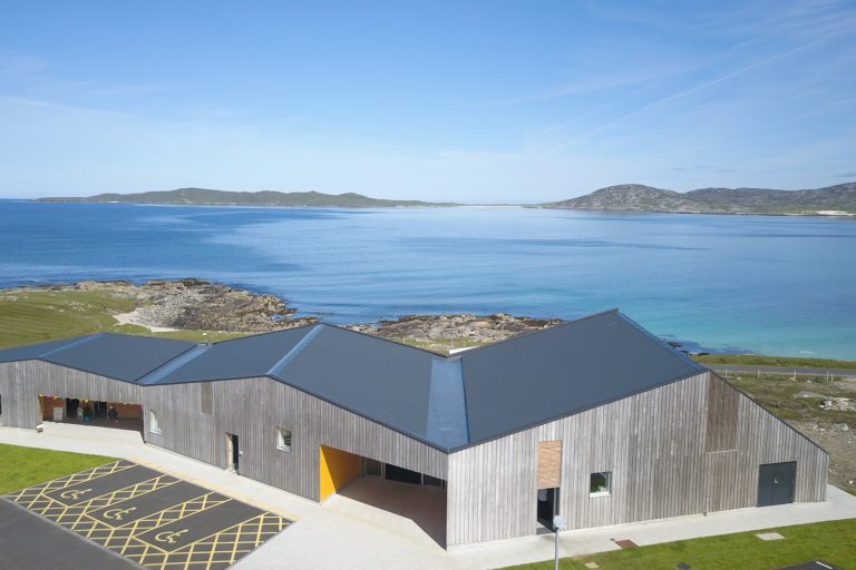 105e89f5 f12d 4ace a50a d6b2e486118a margaret soraya photography isle of harris  4 768x512
