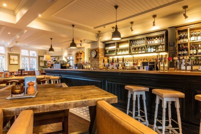 1142 TheSwan January16 10 dqc4qy 768x512