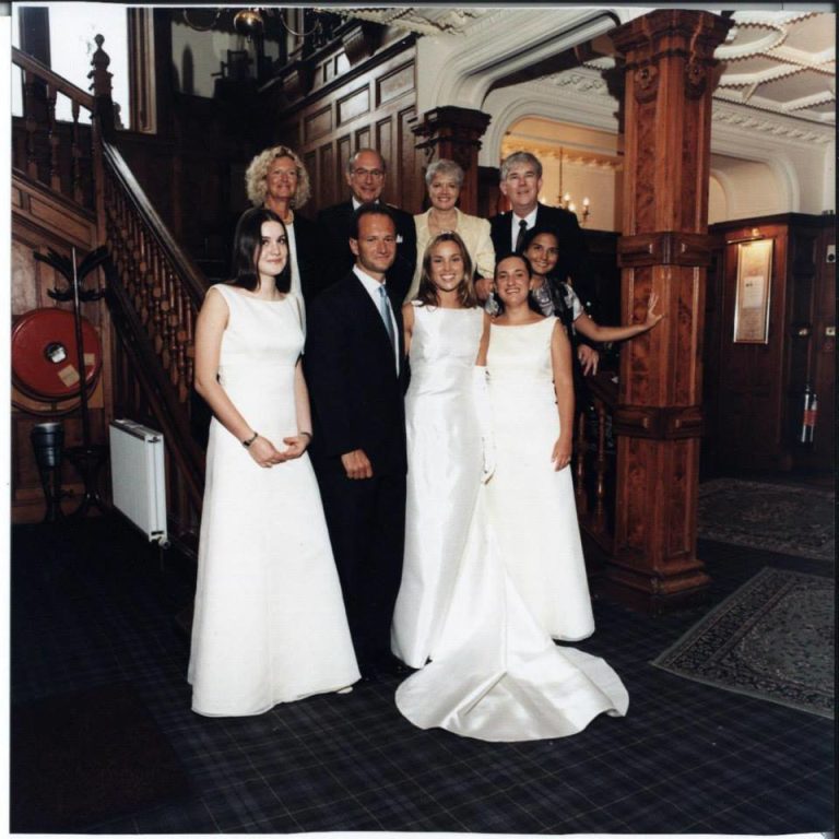 1174759 10152183036089762 406592020 n yiujfv 768x768