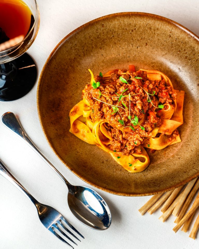 11 29082024041612 768x960