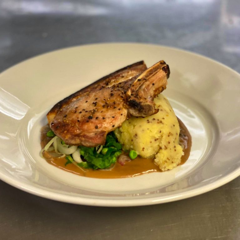 120766358 2381323995326065 2175488781424879795 n 18112021121306 768x768