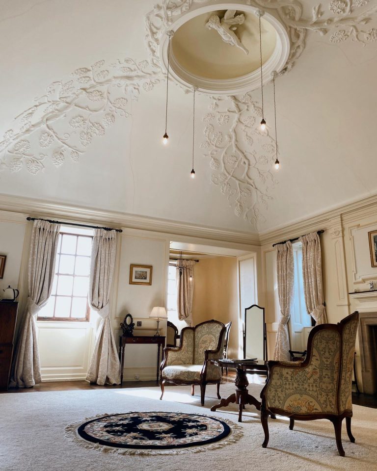 136962657 3521553561298551 3922982343156532625 n 768x960