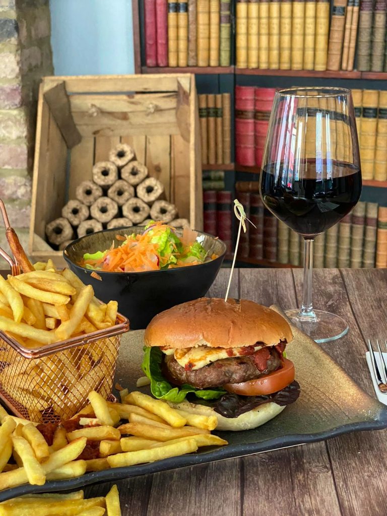 158813491 102059621960907 6435818453745608556 n 06072021014109 768x1024