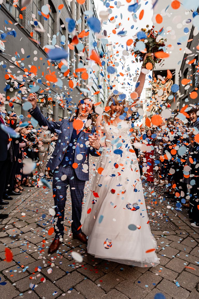 15 DylanLauren websize 768x1152