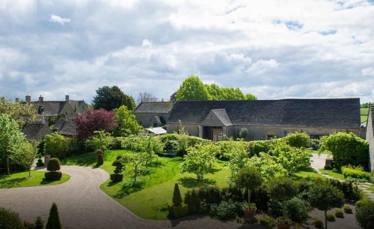 1600x980 Home Page Tithe Barn View x0atw2 768x470