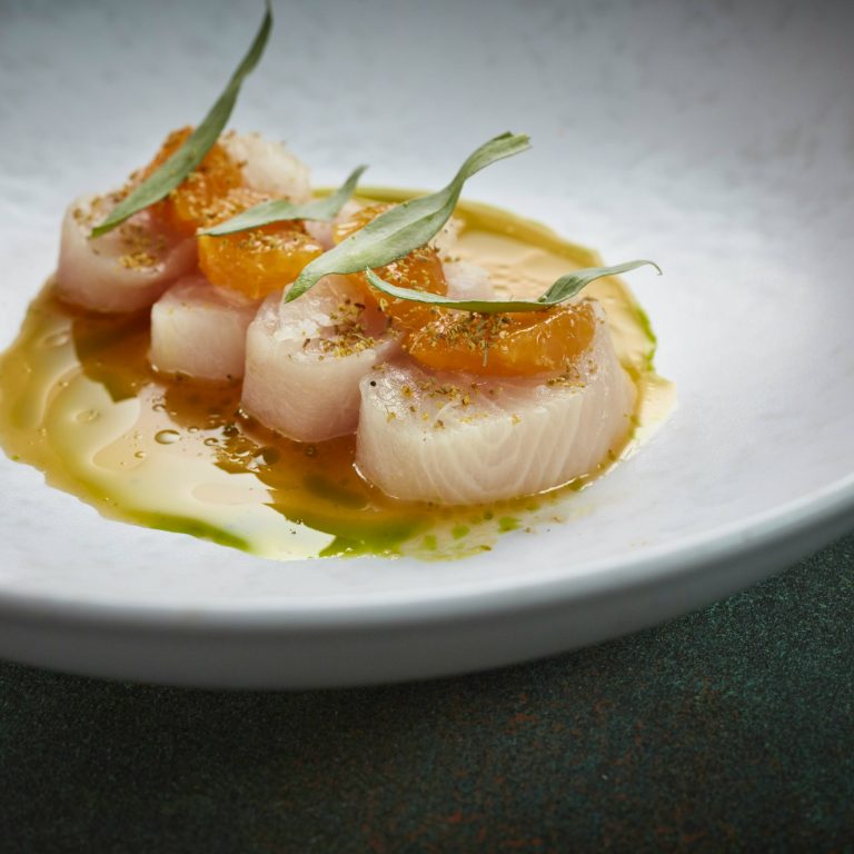 170404 mrestaurant kingfish sashimi 20 25102019085711 768x768