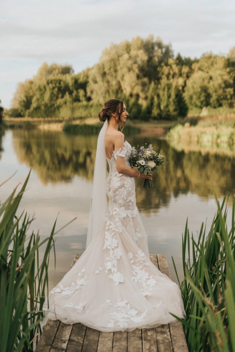 171e2399 01f1 4046 9d82 b7b384c5260c 768x1152