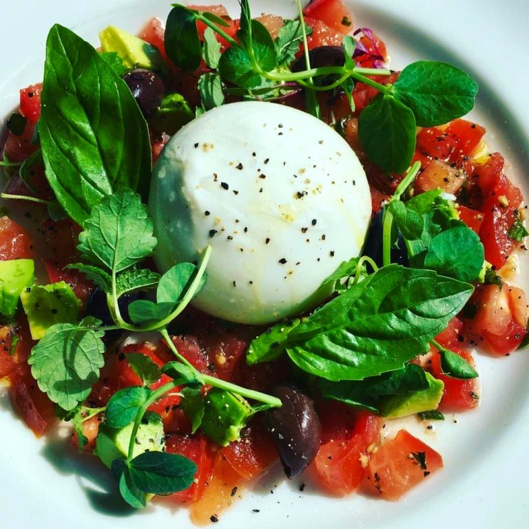 184200961 235350985014698 3639447836840004554 n 21062021092458 768x768