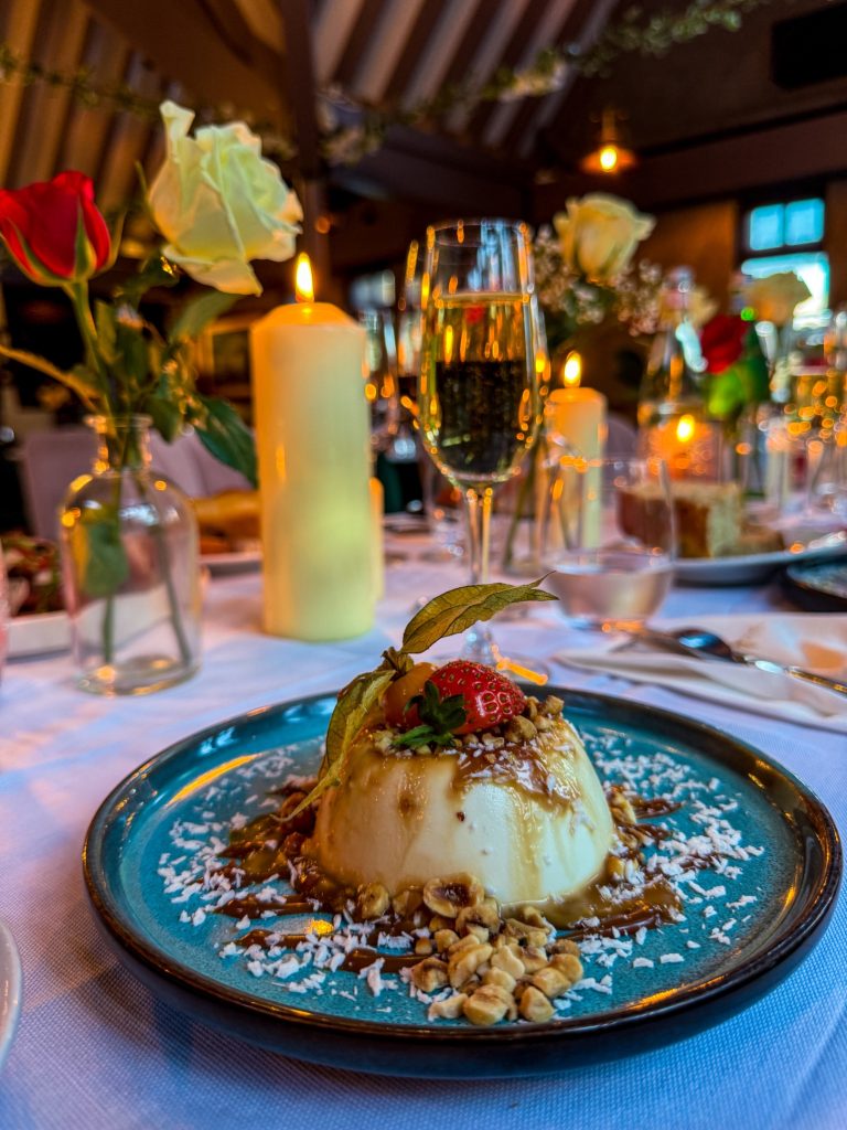 18700389 b34f 456b af03 ddf44ef47d9b 768x1024