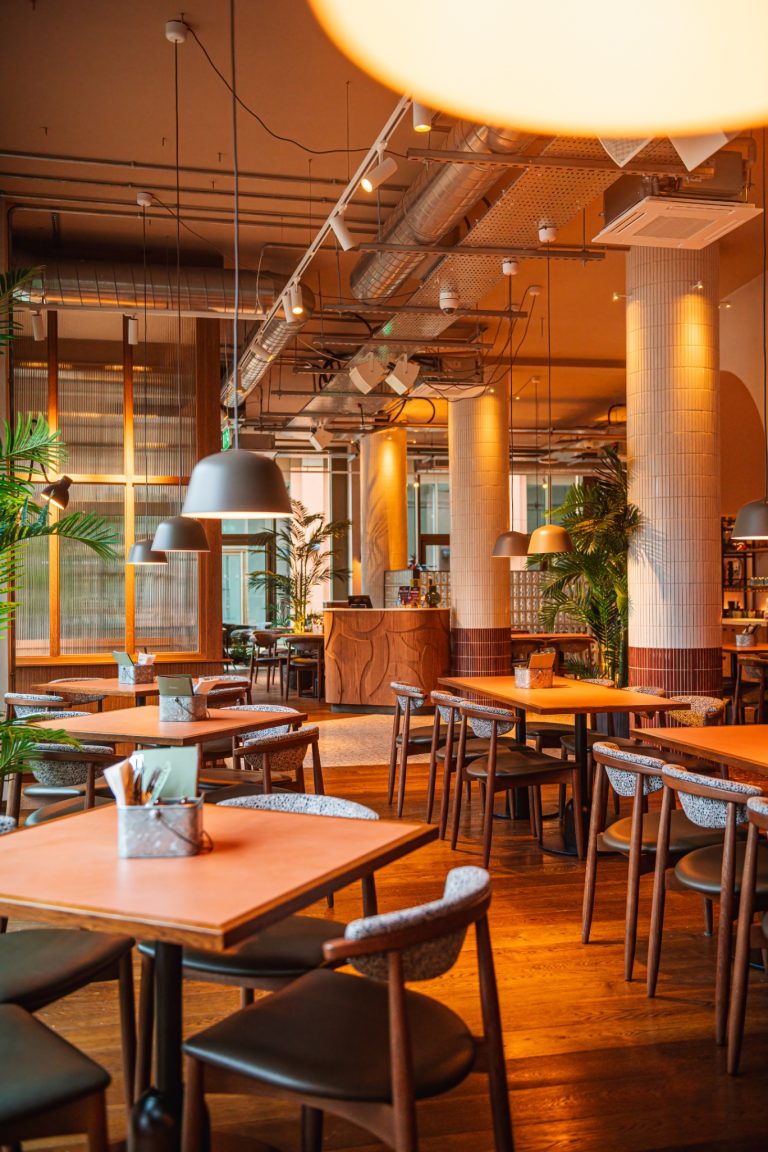 189f1174 cc1b 4665 9633 3ec1266913fd 768x1152