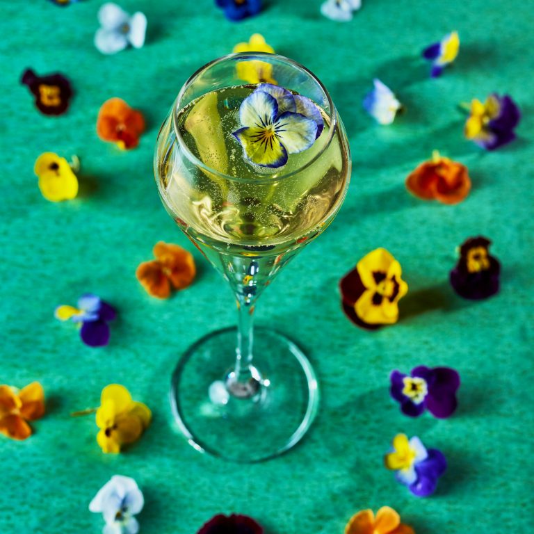 190508 kanishka thefloral 35 03082023041252 768x768