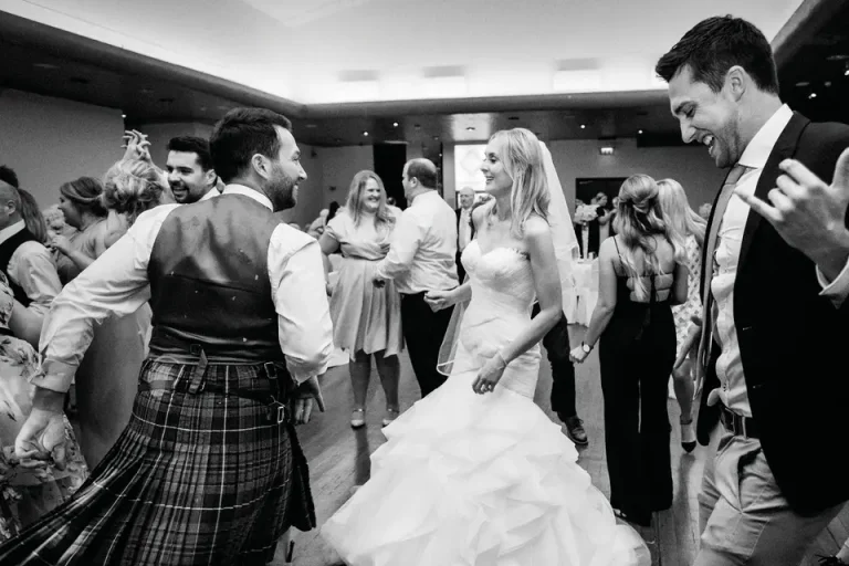 1920x1080weddingsimages16 4 325919 168450831073281 768x512