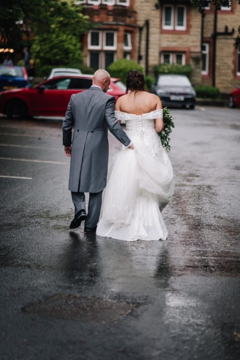 195b68b5 7276 416b 9159 a44804294ac6 768x1152