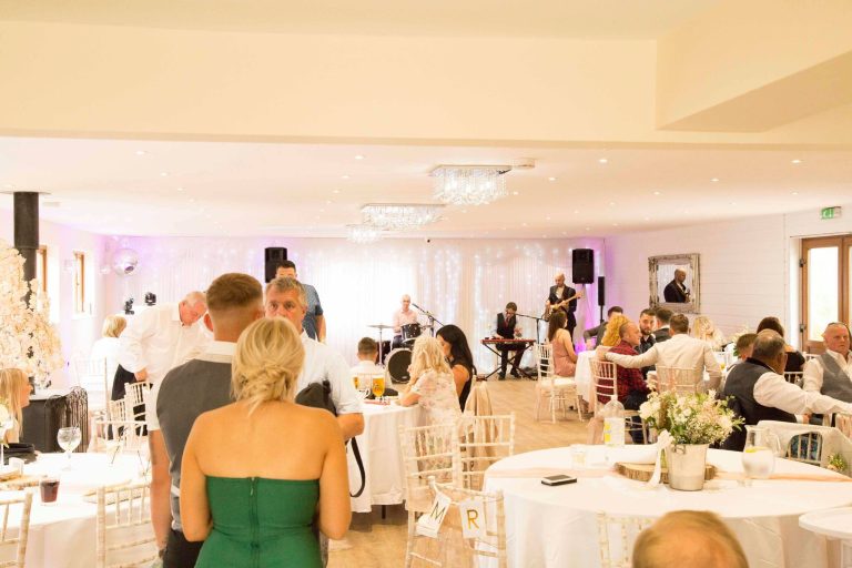 196249276 1119547461869017 2787799842524805761 n 768x512