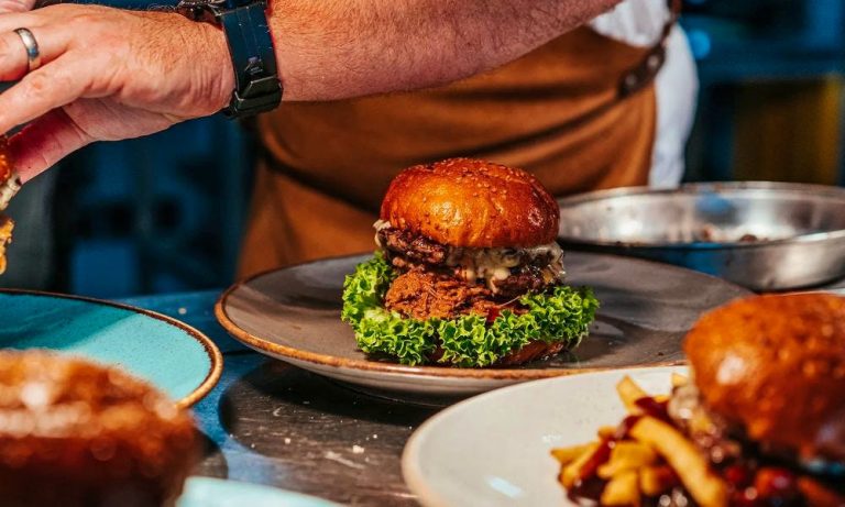 1 13042023094219 768x461