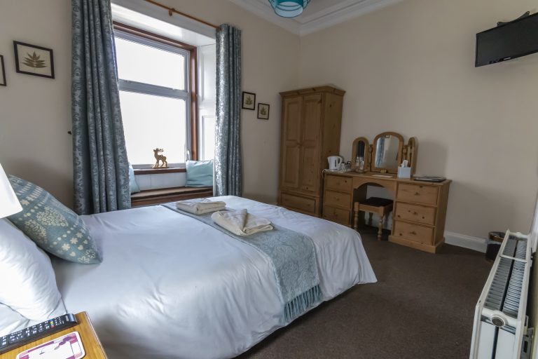 20180430 221505 768x512