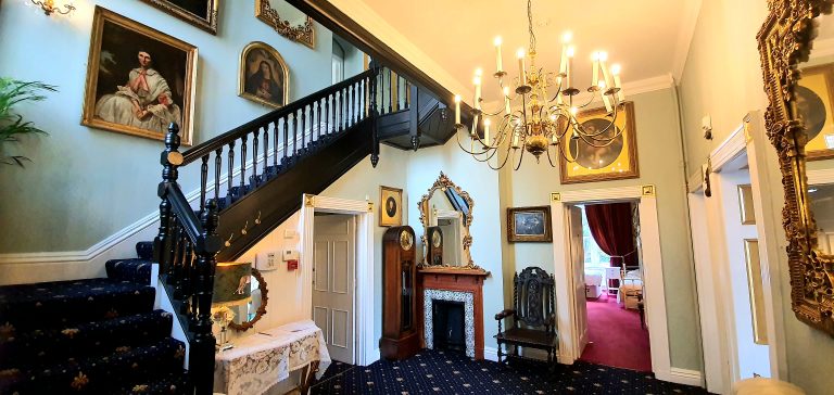 20220814 000646 768x364