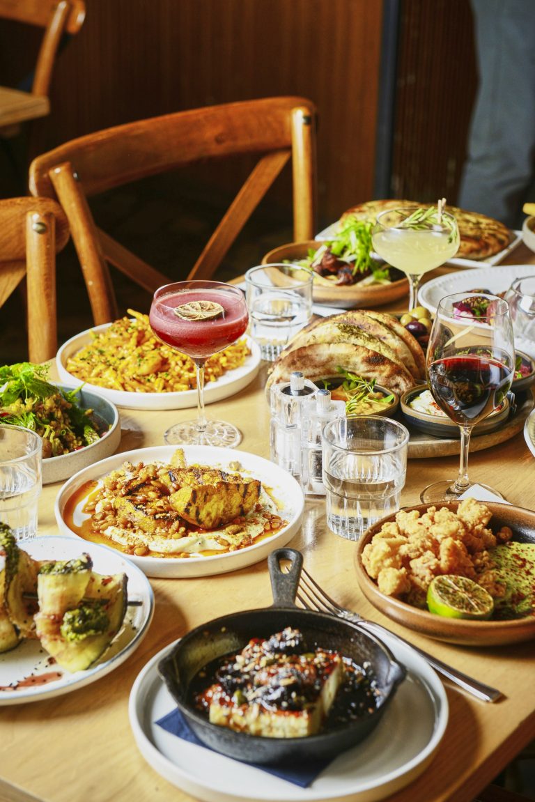 2024 bm winter christmas 7487 31102024040157 768x1151